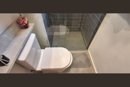 Apartamento à venda com 51m², 2 quartos e 1 vaga Apartamento à venda com 51m², 2 quartos e 1 vagaBanheiro Social