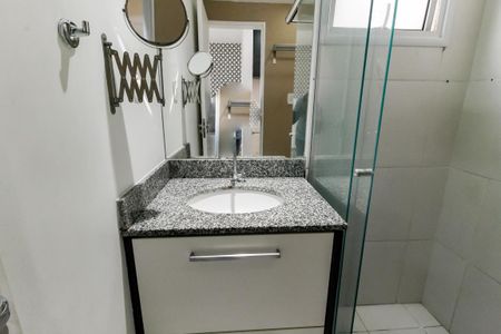 Apartamento à venda com 83m², 3 quartos e 2 vagasBanheiro da Suíte