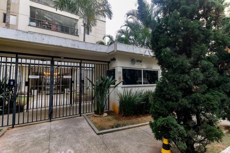 Apartamento à venda com 83m², 3 quartos e 2 vagasFachada e portaria