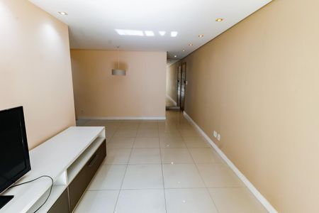 Apartamento à venda com 83m², 3 quartos e 2 vagasSala