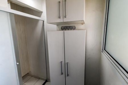Apartamento à venda com 83m², 3 quartos e 2 vagasDetalhe da area de serviço