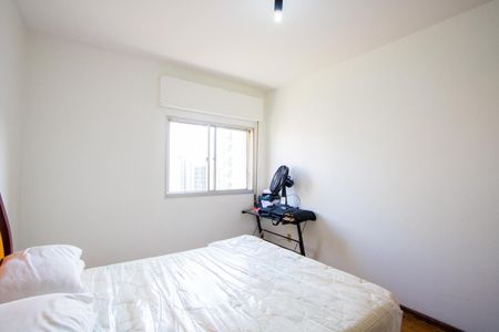 Apartamento à venda com 136m², 3 quartos e 2 vagas Apartamento à venda com 136m², 3 quartos e 2 vagasSuíte