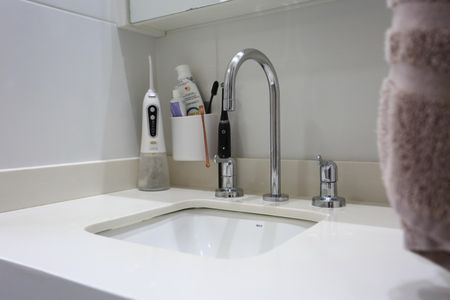 Apartamento à venda com 68m², 2 quartos e 2 vagas Apartamento à venda com 68m², 2 quartos e 2 vagasBanheiro da Suíte