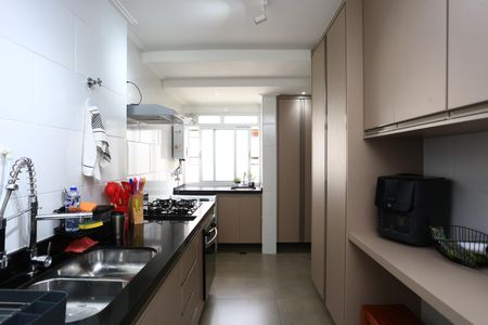 Apartamento à venda com 68m², 2 quartos e 2 vagas Apartamento à venda com 68m², 2 quartos e 2 vagasCozinha