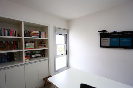 Apartamento à venda com 68m², 2 quartos e 2 vagas Apartamento à venda com 68m², 2 quartos e 2 vagasEscritório