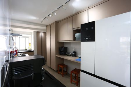 Apartamento à venda com 68m², 2 quartos e 2 vagas Apartamento à venda com 68m², 2 quartos e 2 vagasCozinha