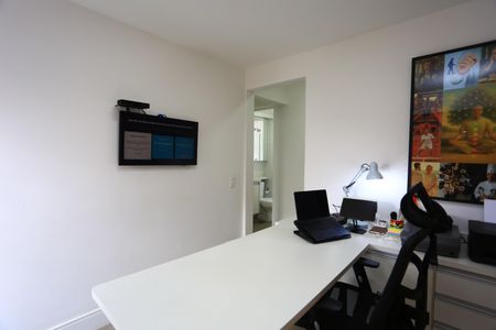 Apartamento à venda com 68m², 2 quartos e 2 vagas Apartamento à venda com 68m², 2 quartos e 2 vagasEscritório