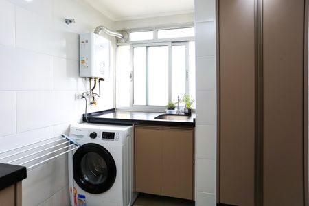 Apartamento à venda com 68m², 2 quartos e 2 vagas Apartamento à venda com 68m², 2 quartos e 2 vagasÁrea de Serviço