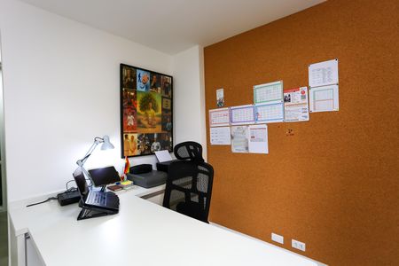 Apartamento à venda com 68m², 2 quartos e 2 vagas Apartamento à venda com 68m², 2 quartos e 2 vagasEscritório