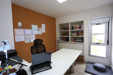 Apartamento à venda com 68m², 2 quartos e 2 vagas Apartamento à venda com 68m², 2 quartos e 2 vagasEscritório