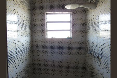 Casa à venda com 150m², 2 quartos e 2 vagasBanheiro