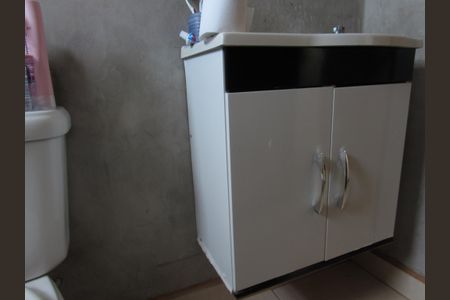 Casa à venda com 150m², 2 quartos e 2 vagasBanheiro