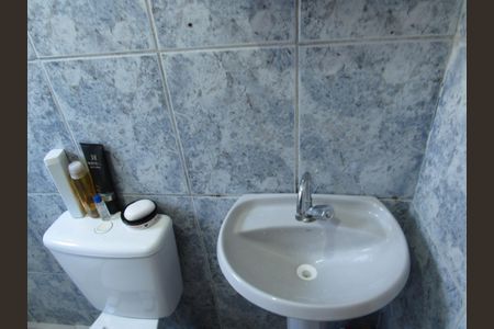 Casa à venda com 150m², 2 quartos e 2 vagasBanheiro 2