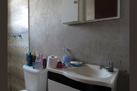 Casa à venda com 150m², 2 quartos e 2 vagasBanheiro