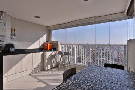 Apartamento à venda com 44m², 1 quarto e 1 vaga Apartamento à venda com 44m², 1 quarto e 1 vagaVaranda