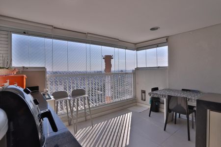 Apartamento à venda com 44m², 1 quarto e 1 vaga Apartamento à venda com 44m², 1 quarto e 1 vagaVaranda