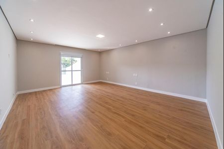 Casa à venda com 278m², 3 quartos e 4 vagas Casa à venda com 278m², 3 quartos e 4 vagasSuíte 3