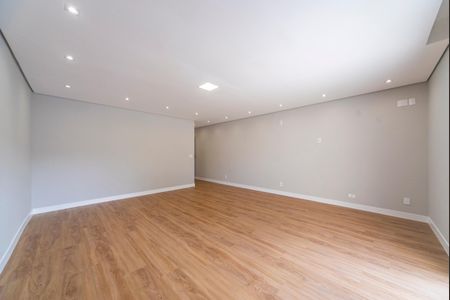 Casa à venda com 278m², 3 quartos e 4 vagas Casa à venda com 278m², 3 quartos e 4 vagasSuíte 3