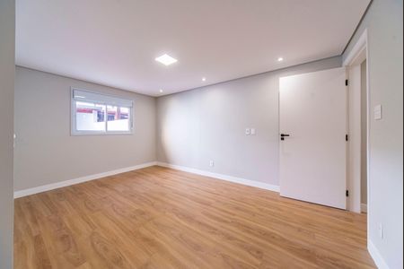 Casa à venda com 278m², 3 quartos e 4 vagas Casa à venda com 278m², 3 quartos e 4 vagasSuíte 1