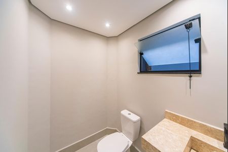 Casa à venda com 278m², 3 quartos e 4 vagas Casa à venda com 278m², 3 quartos e 4 vagasLavabo