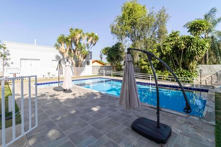 Apartamento para alugar com 48m², 2 quartos e 1 vaga Apartamento para alugar com 48m², 2 quartos e 1 vagaÁrea comum - Piscina