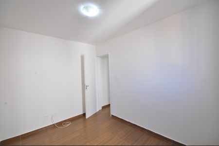 Apartamento à venda com 49m², 2 quartos e 1 vagaQuarto 2