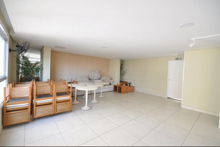 Apartamento à venda com 49m², 2 quartos e 1 vagaÁrea comum - Salão de festas