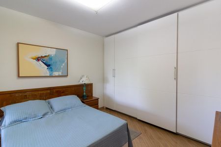 Apartamento à venda com 105m², 2 quartos e 2 vagasSuíte 1