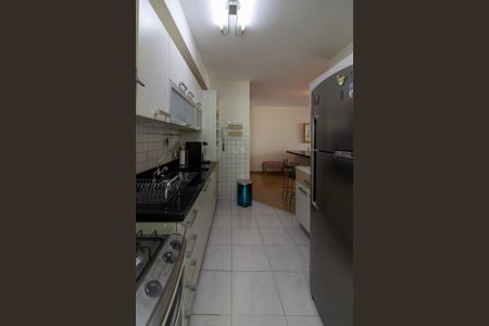 Apartamento à venda com 105m², 2 quartos e 2 vagasCozinha