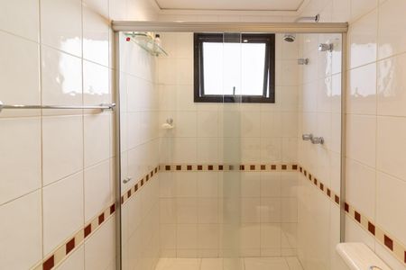 Apartamento à venda com 105m², 2 quartos e 2 vagasBanheiro da Suíte 2