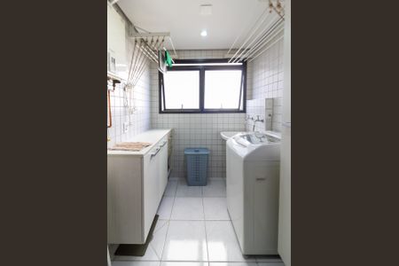 Apartamento à venda com 105m², 2 quartos e 2 vagasÁrea de Serviço