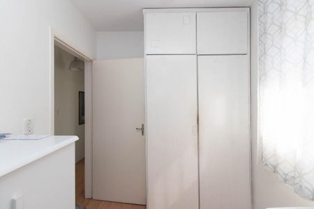Casa à venda com 200m², 3 quartos e 2 vagas Casa à venda com 200m², 3 quartos e 2 vagasQuarto 2