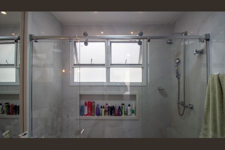 Apartamento à venda com 100m², 3 quartos e 2 vagasBanheiro da Suíte