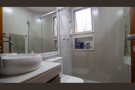 Apartamento à venda com 100m², 3 quartos e 2 vagasBanheiro Social