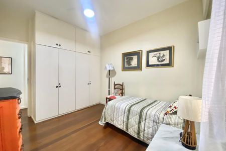 Apartamento à venda com 140m², 3 quartos e 2 vagasQuarto 1