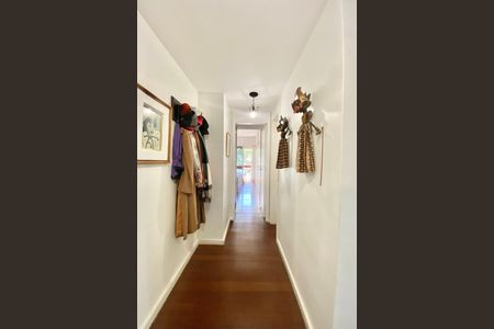 Apartamento à venda com 140m², 3 quartos e 2 vagasCorredor