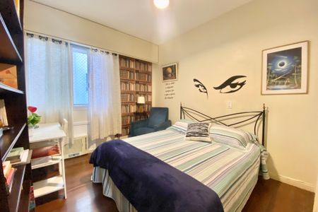 Apartamento à venda com 140m², 3 quartos e 2 vagasQuarto 2