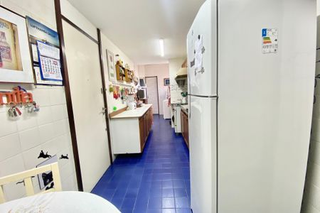 Apartamento à venda com 140m², 3 quartos e 2 vagasCozinha