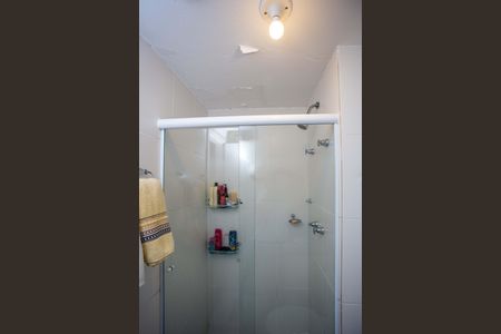 Apartamento à venda com 67m², 2 quartos e 1 vagaBanheiro da Suíte