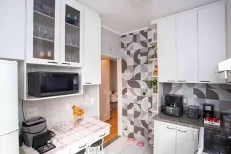 Apartamento à venda com 70m², 2 quartos e 2 vagasCozinha