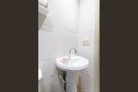 Apartamento para alugar com 69m², 3 quartos e sem vaga Apartamento para alugar com 69m², 3 quartos e sem vagaBanheiro Social
