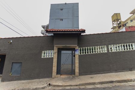 Apartamento à venda com 45m², 2 quartos e 1 vaga Apartamento à venda com 45m², 2 quartos e 1 vagaFachada