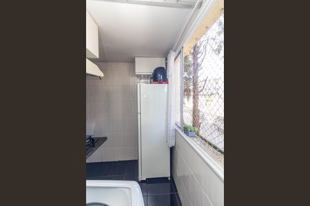 Apartamento à venda com 45m², 2 quartos e 1 vaga Apartamento à venda com 45m², 2 quartos e 1 vagaCozinha e Área de Serviço