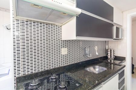 Apartamento à venda com 45m², 2 quartos e 1 vaga Apartamento à venda com 45m², 2 quartos e 1 vagaCozinha e Área de Serviço