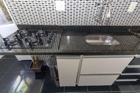 Apartamento à venda com 45m², 2 quartos e 1 vaga Apartamento à venda com 45m², 2 quartos e 1 vagaCozinha e Área de Serviço