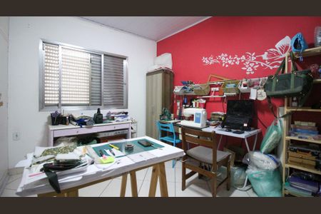 Casa à venda com 165m², 4 quartos e 2 vagas Casa à venda com 165m², 4 quartos e 2 vagasQuarto 1