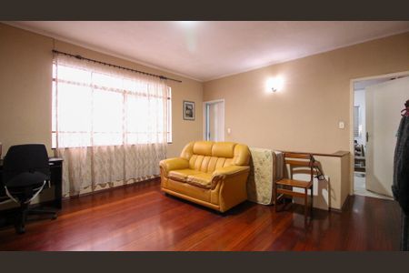 Casa à venda com 165m², 4 quartos e 2 vagas Casa à venda com 165m², 4 quartos e 2 vagasSala 2