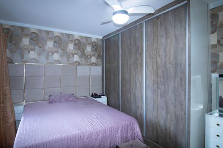 Apartamento à venda com 77m², 3 quartos e 2 vagas Apartamento à venda com 77m², 3 quartos e 2 vagasSuíte