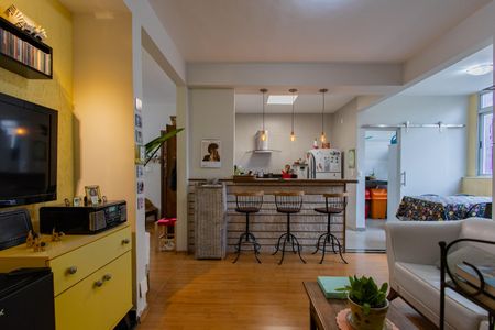 Apartamento à venda com 100m², 3 quartos e 2 vagasSala