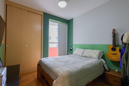 Apartamento à venda com 100m², 3 quartos e 2 vagasQuarto 2